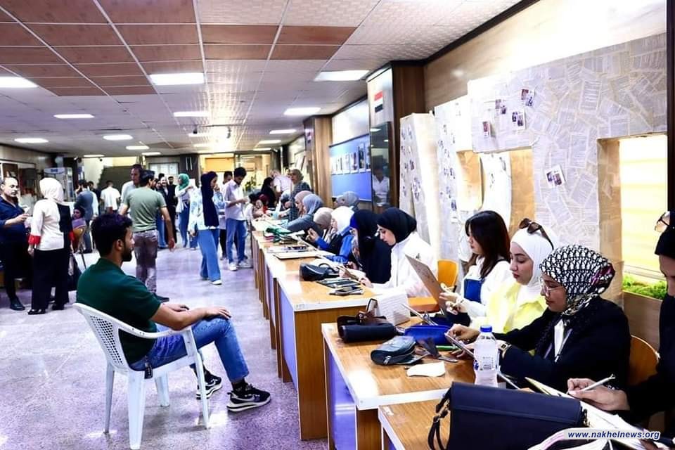 جامعة البصرة تنظم مهرجان الرسم الحر 