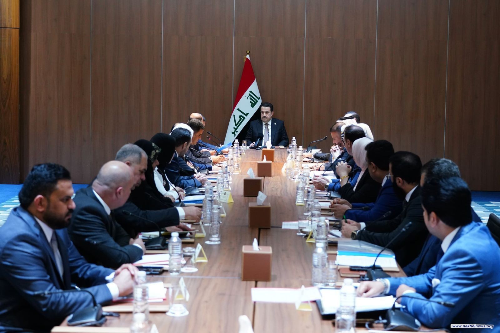 رئيس مجلس الوزراء السيد محمد شياع السوداني يلتقي محافظ البصرة ورئيس وأعضاء مجلس المحافظة